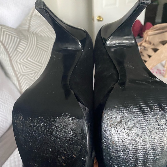 White House Black Market women’s size 11 Black Pump - Picture 4 of 5